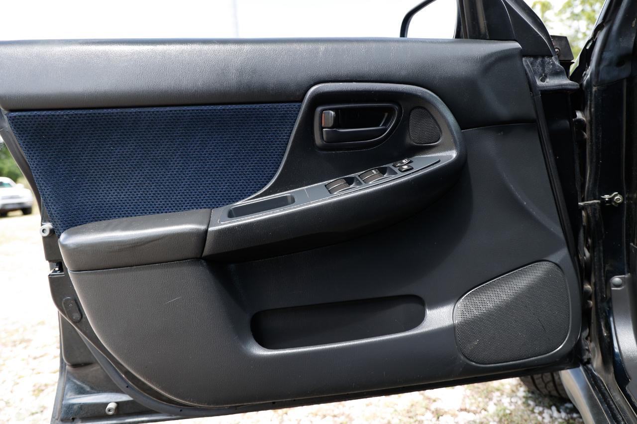 Subaru Impreza Sedan  2002