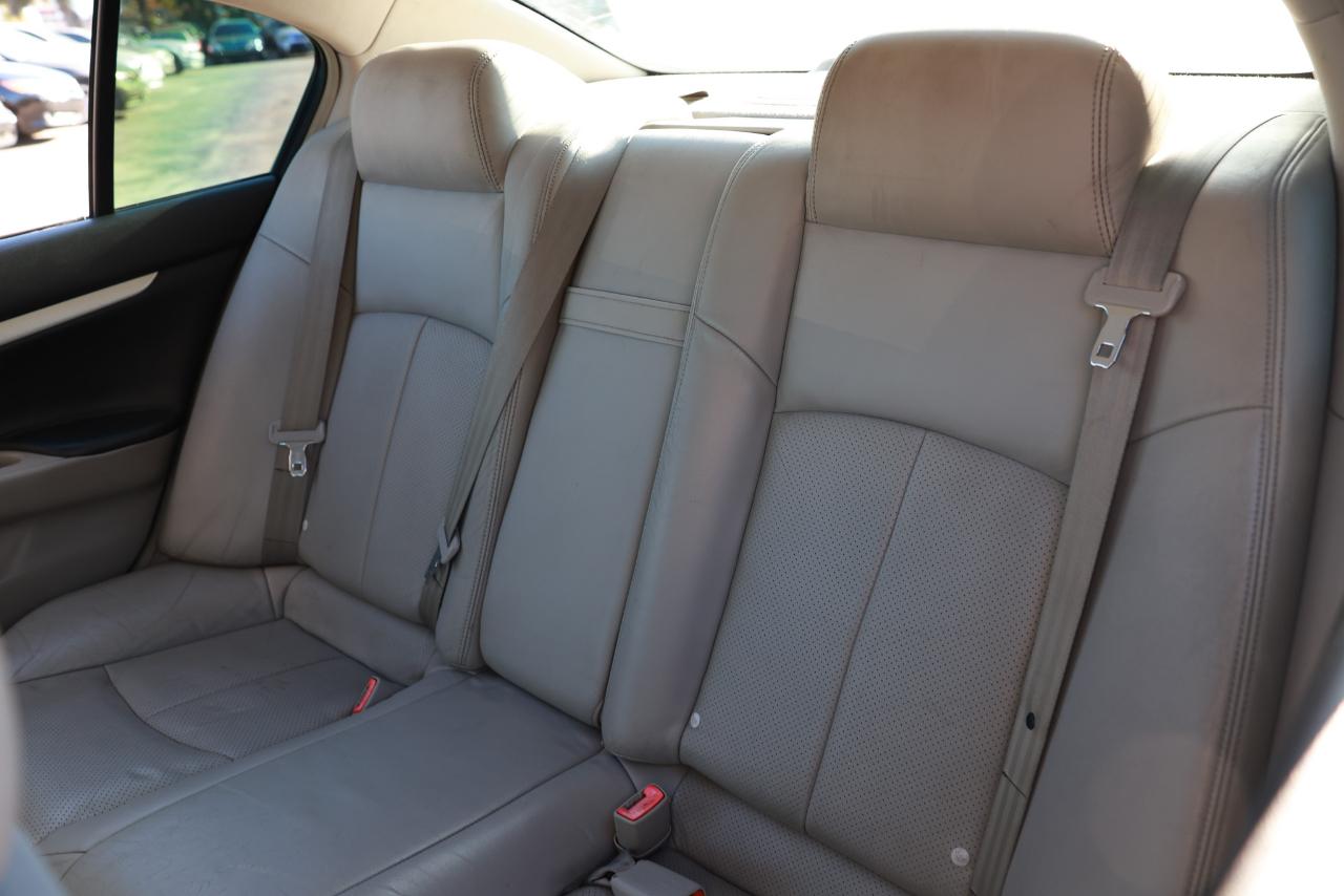 Infiniti G37 Sedan  2009
