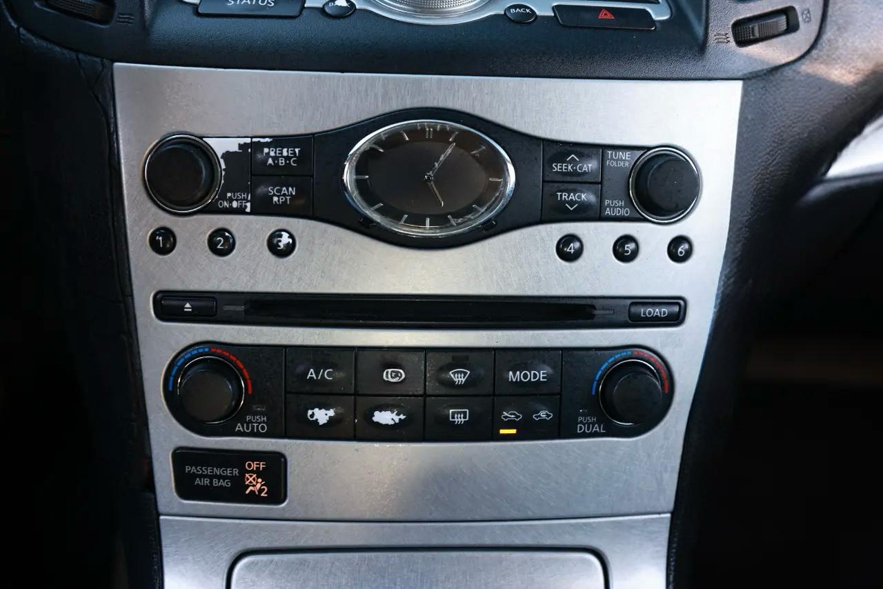 Infiniti G37 Sedan  2009