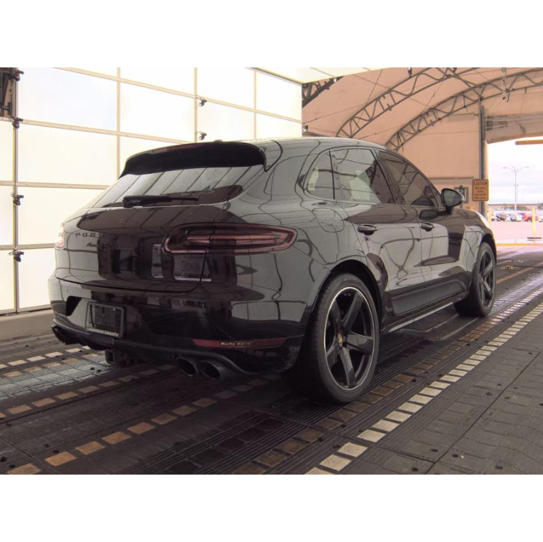 Porsche Macan  2017