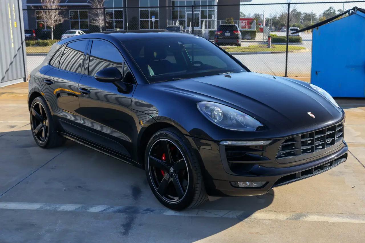 Porsche Macan  2017