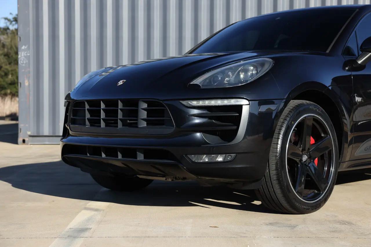 Porsche Macan  2017