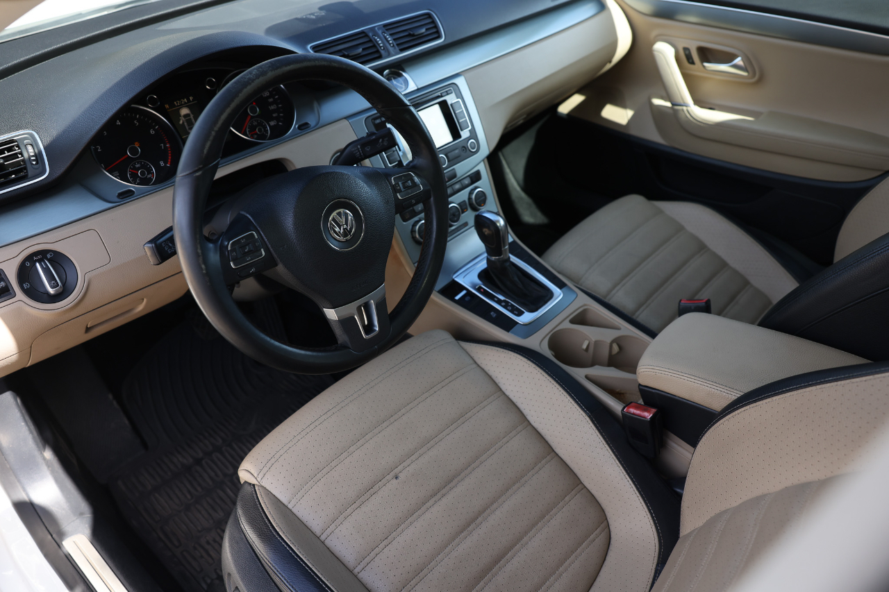 Volkswagen CC  2013