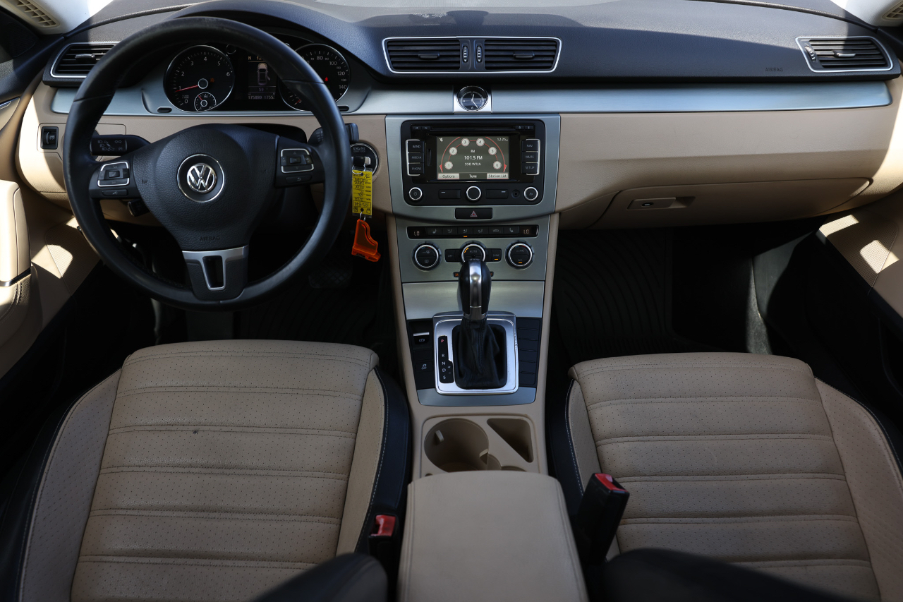 Volkswagen CC  2013