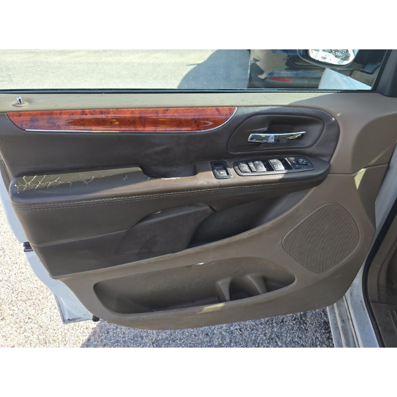 Chrysler Town & Country  2014