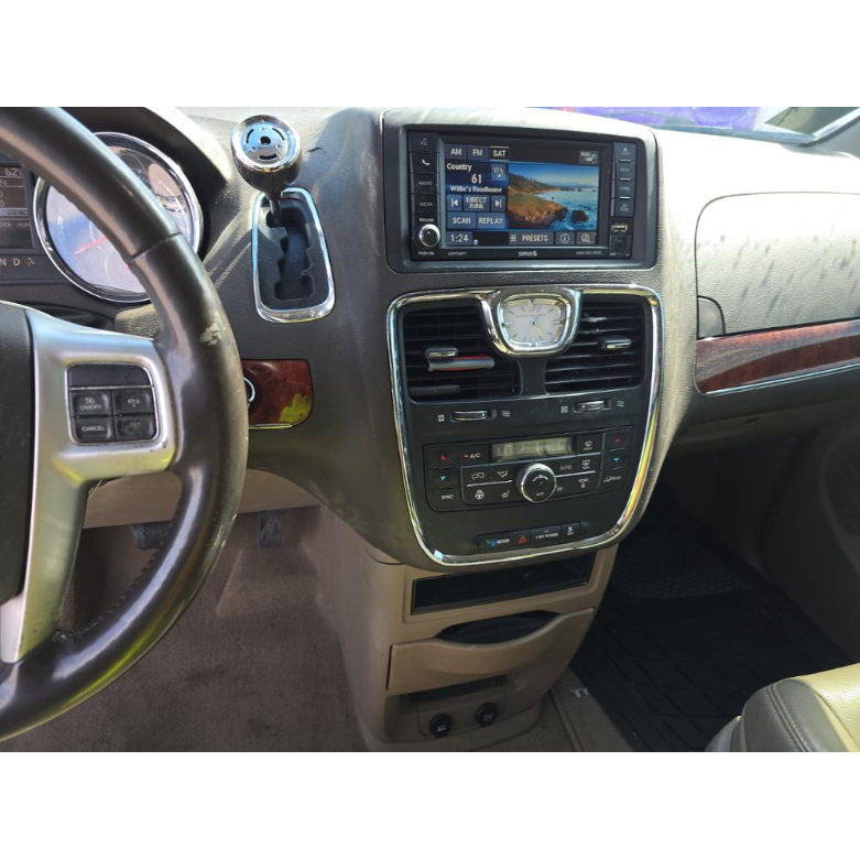 Chrysler Town & Country  2014