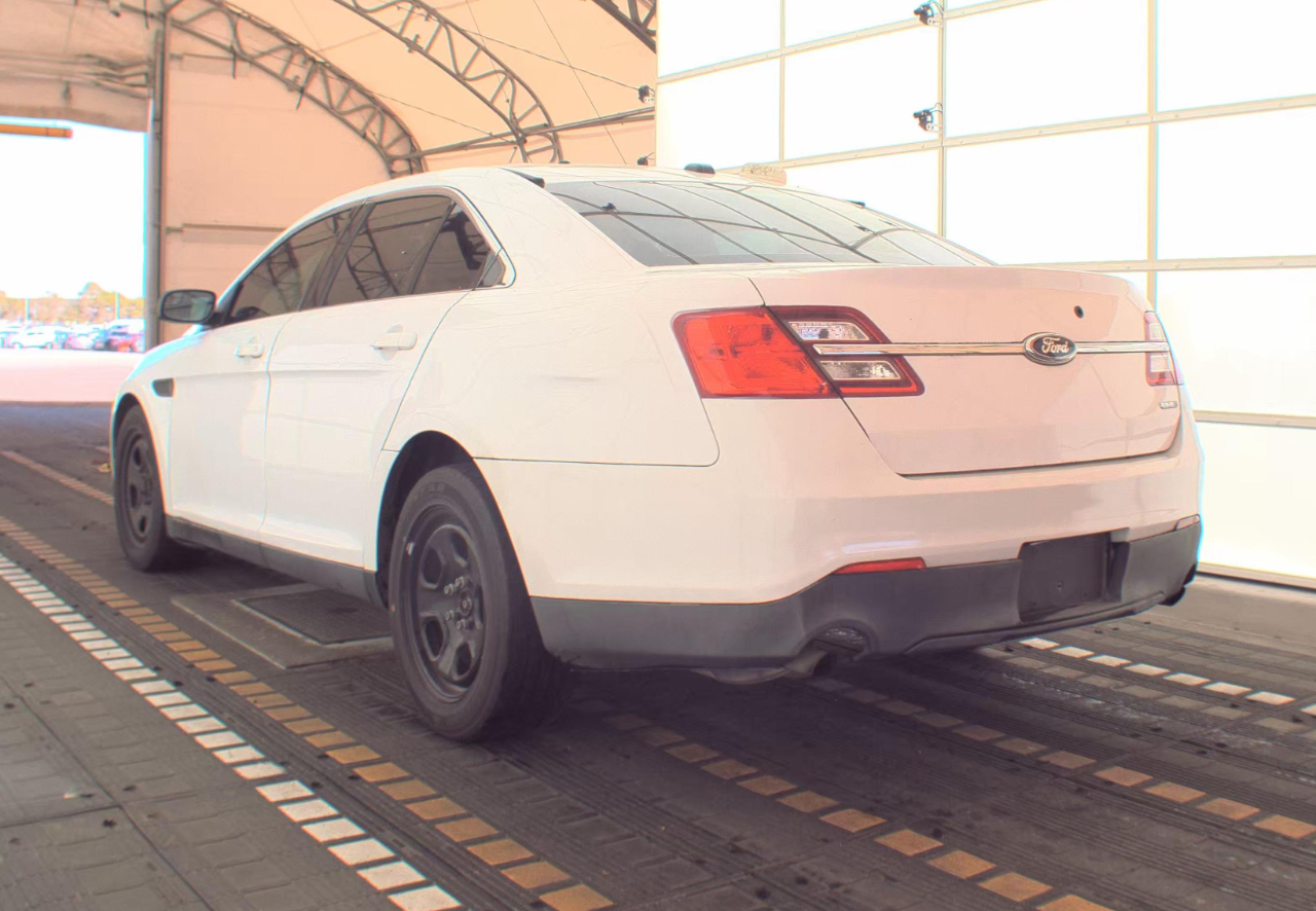 Ford Sedan Police Interceptor  2015