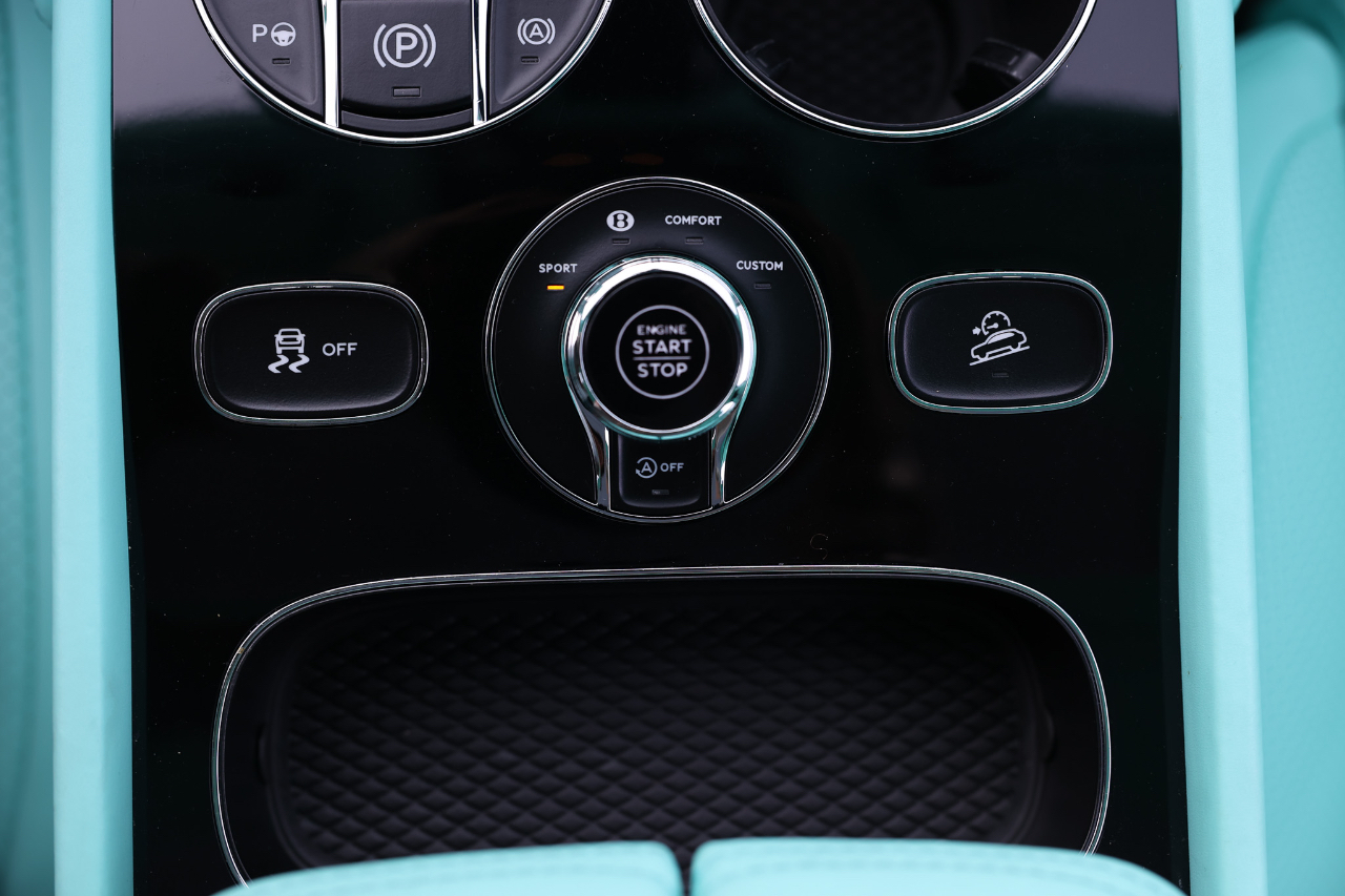 Bentley Bentayga V8 AWD 2021