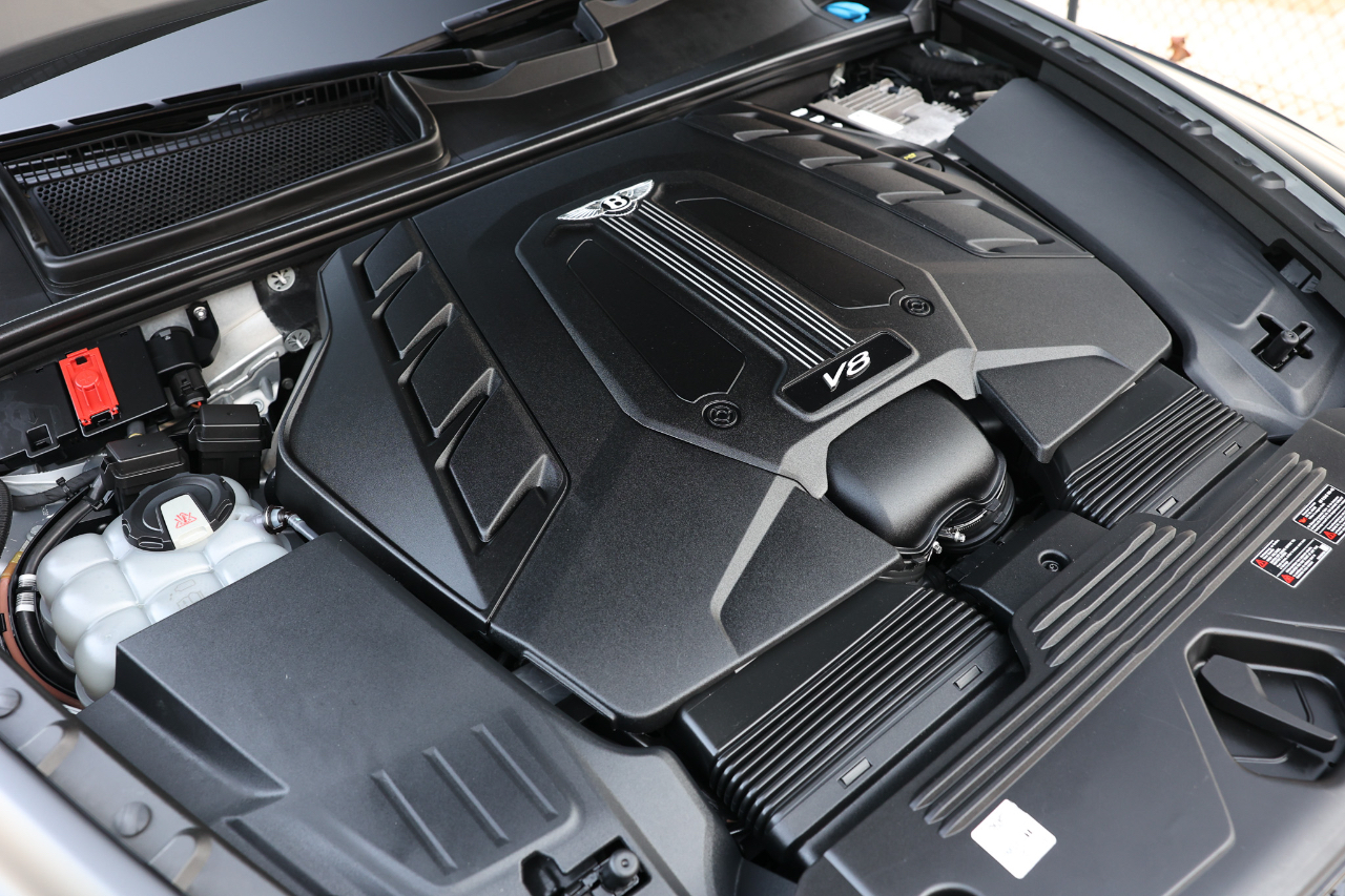 Bentley Bentayga V8 AWD 2021