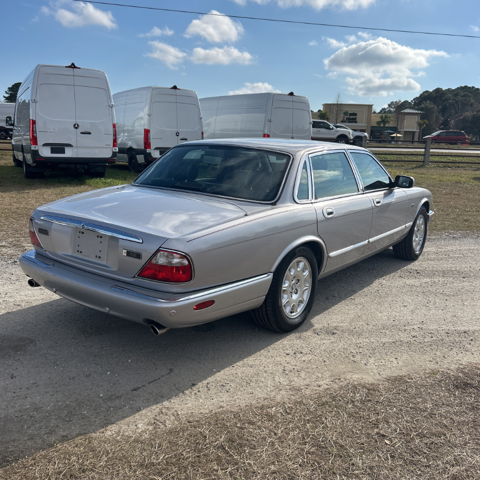 Jaguar XJ Series  2002