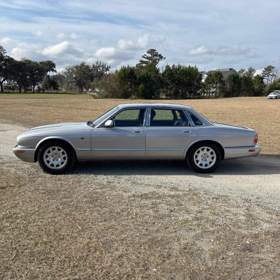 Jaguar XJ Series  2002