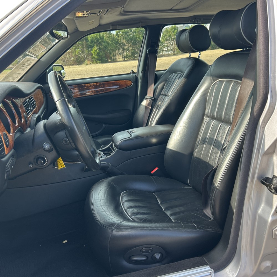 Jaguar XJ Series  2002