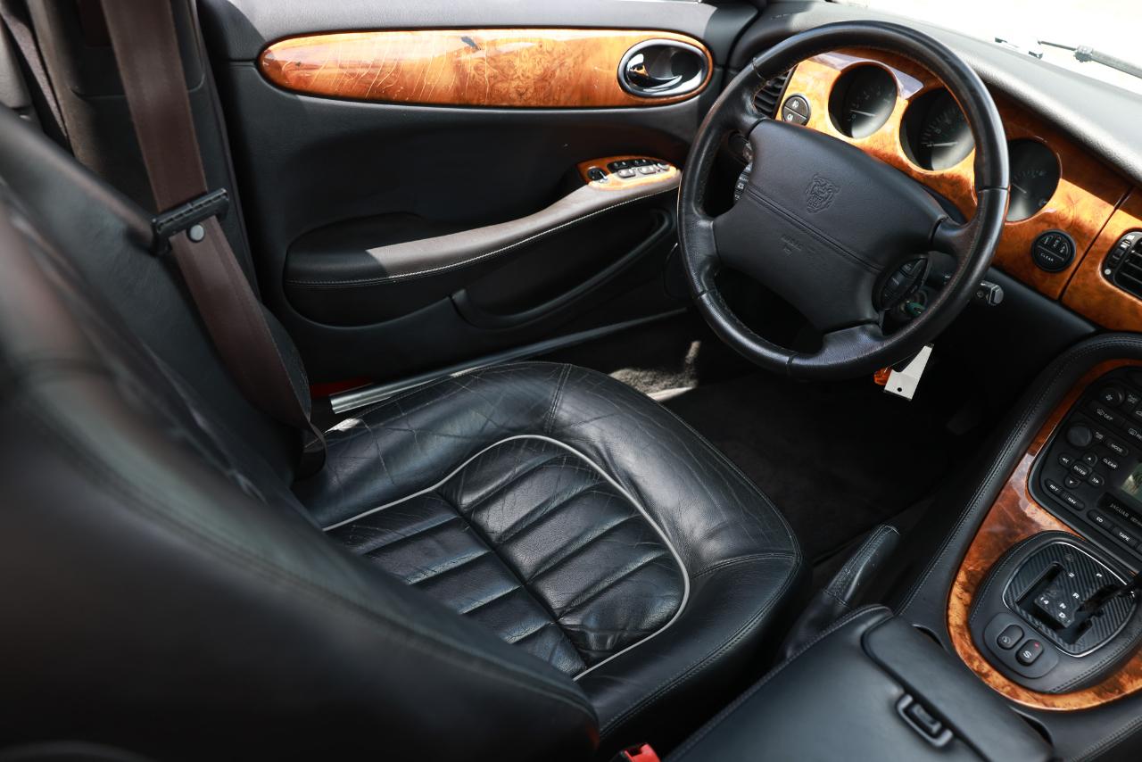 Jaguar XJ Series  2002