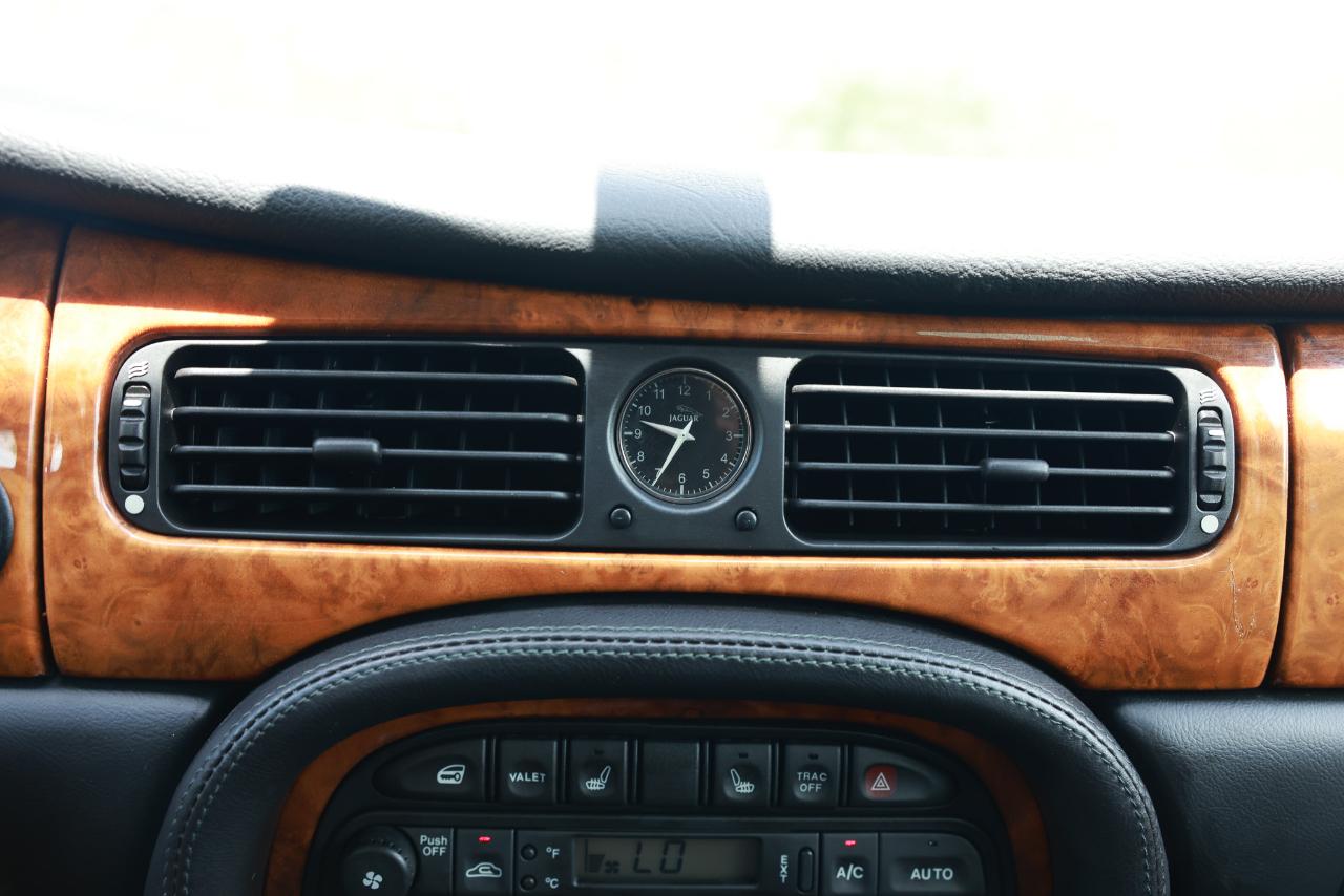 Jaguar XJ Series  2002