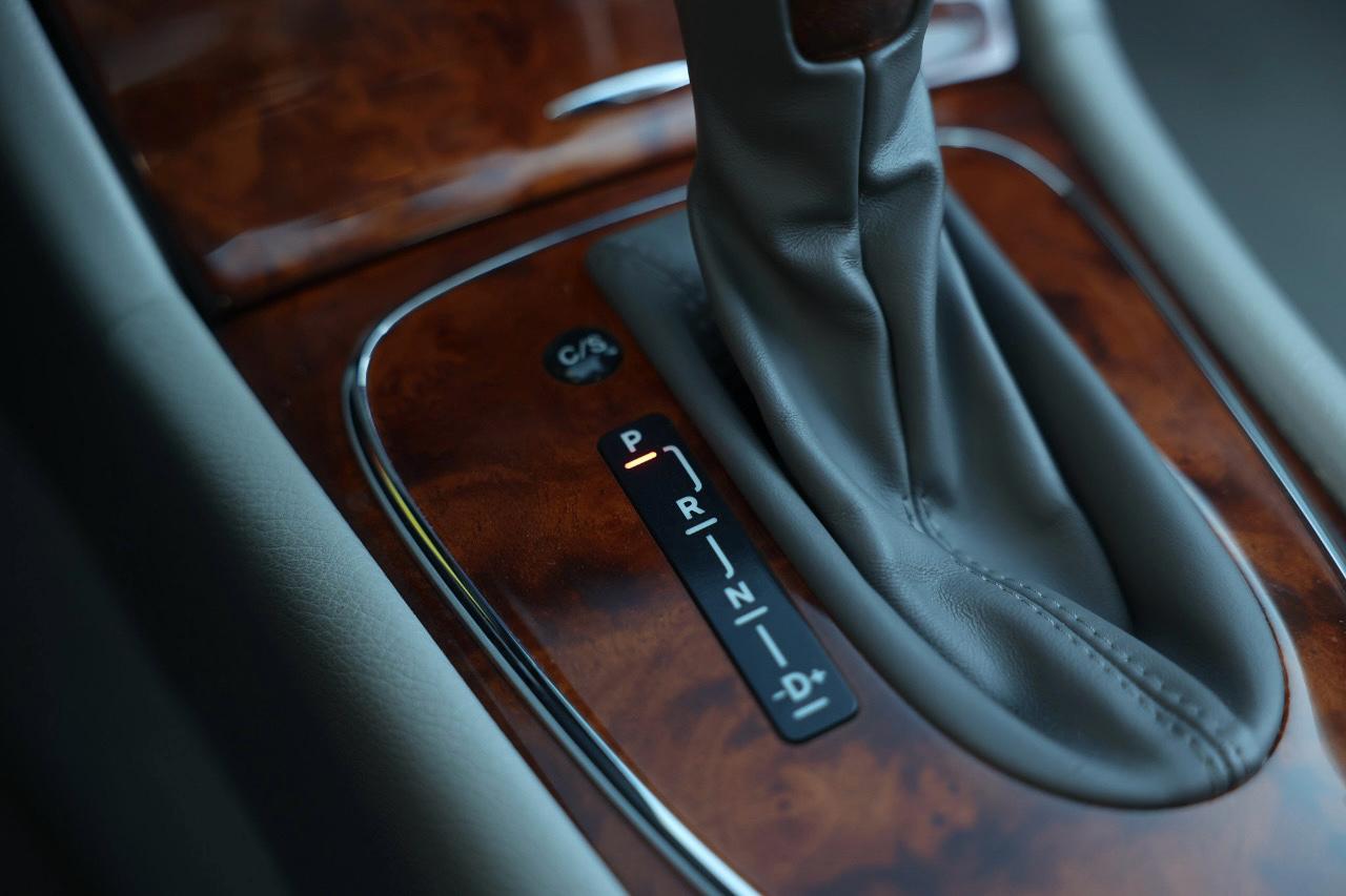 Mercedes-Benz E-Class  2004