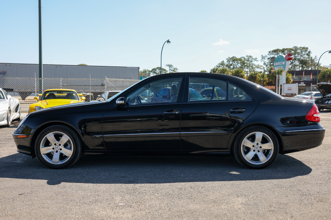 Mercedes-Benz E-Class  2003
