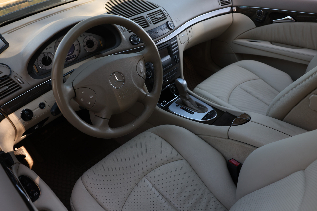 Mercedes-Benz E-Class  2003