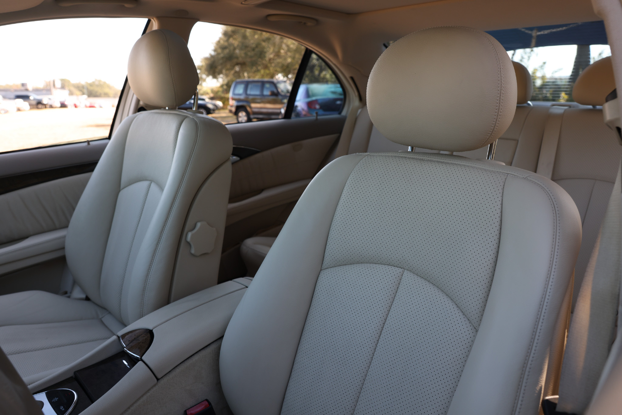 Mercedes-Benz E-Class  2003