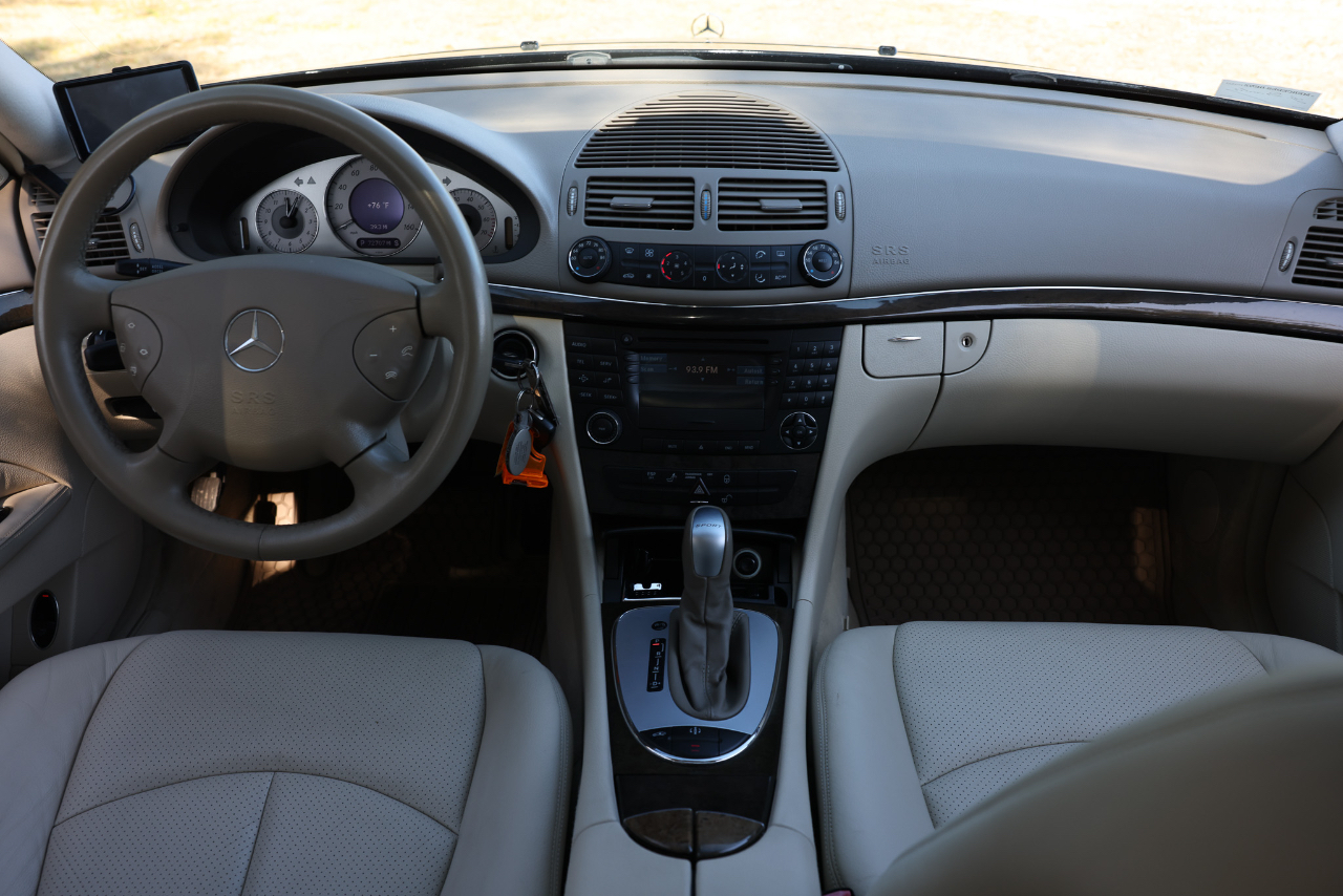 Mercedes-Benz E-Class  2003