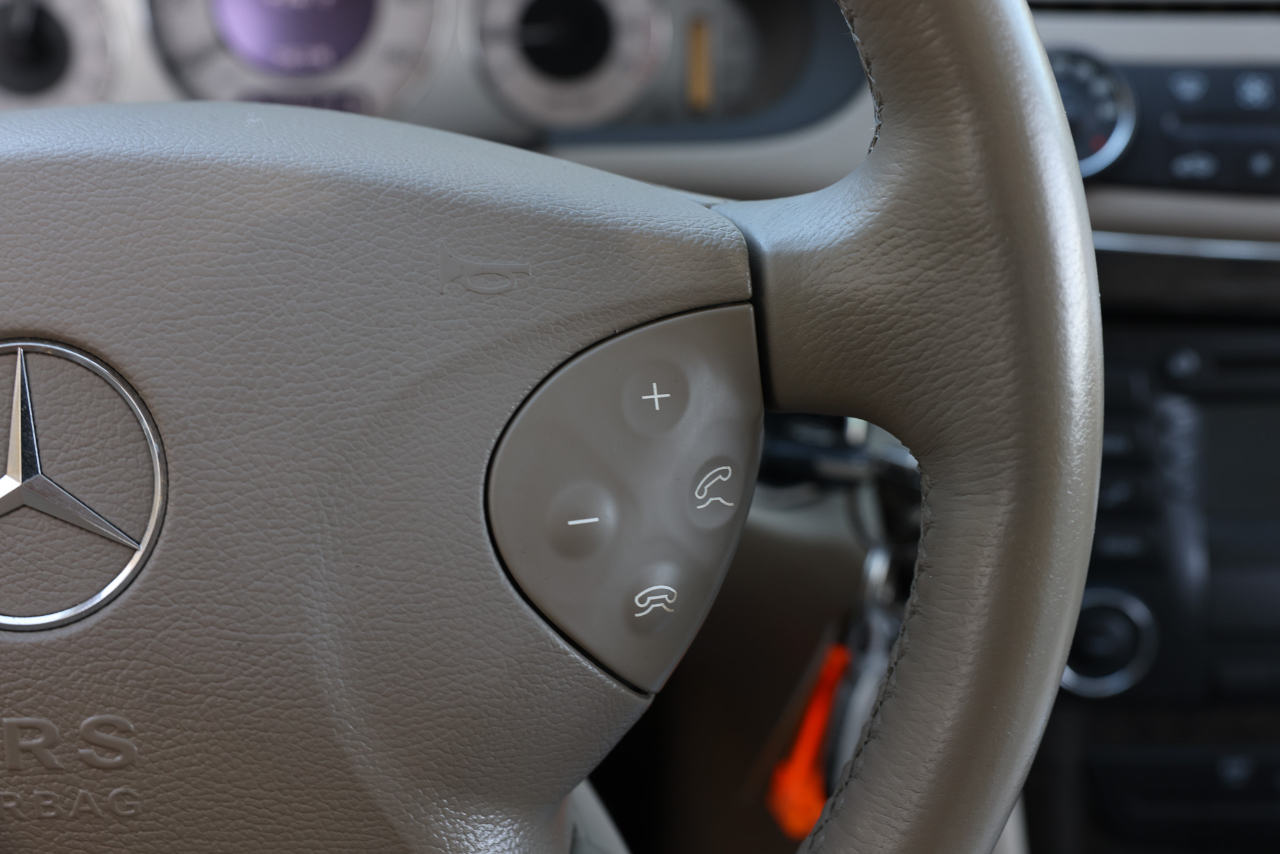 Mercedes-Benz E-Class  2003