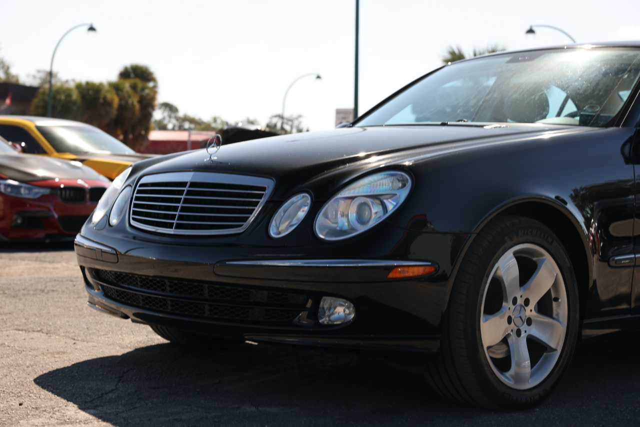 Mercedes-Benz E-Class  2003