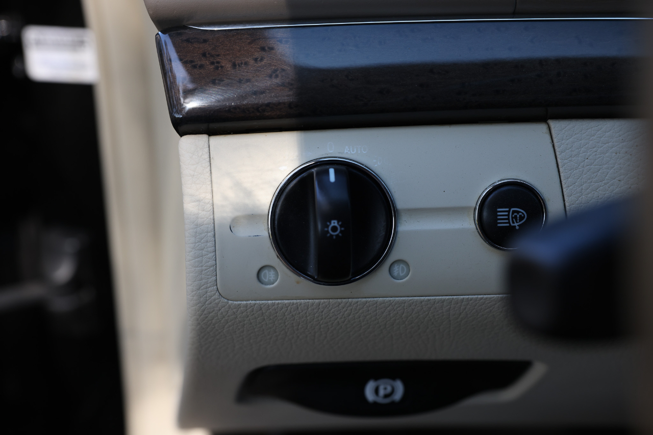 Mercedes-Benz E-Class  2003