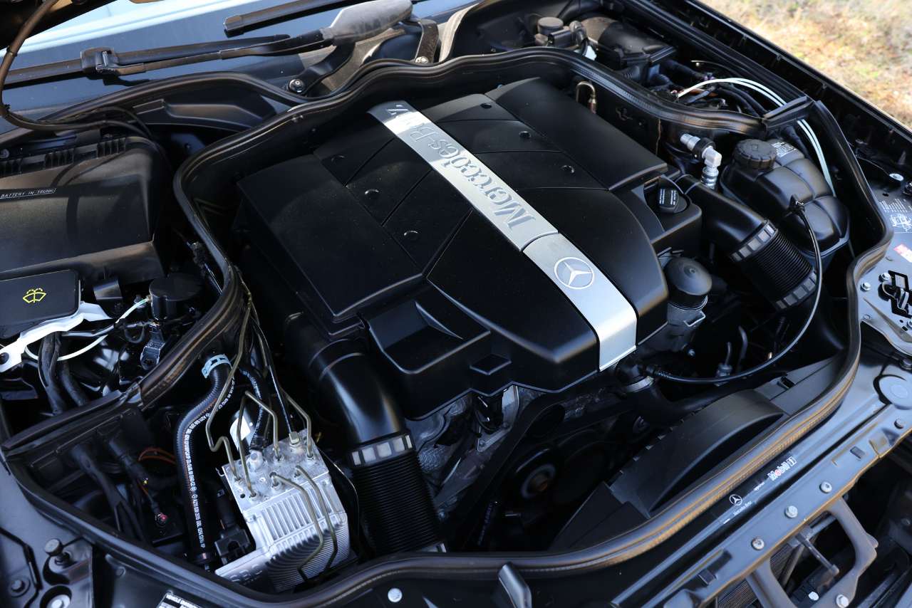 Mercedes-Benz E-Class  2003