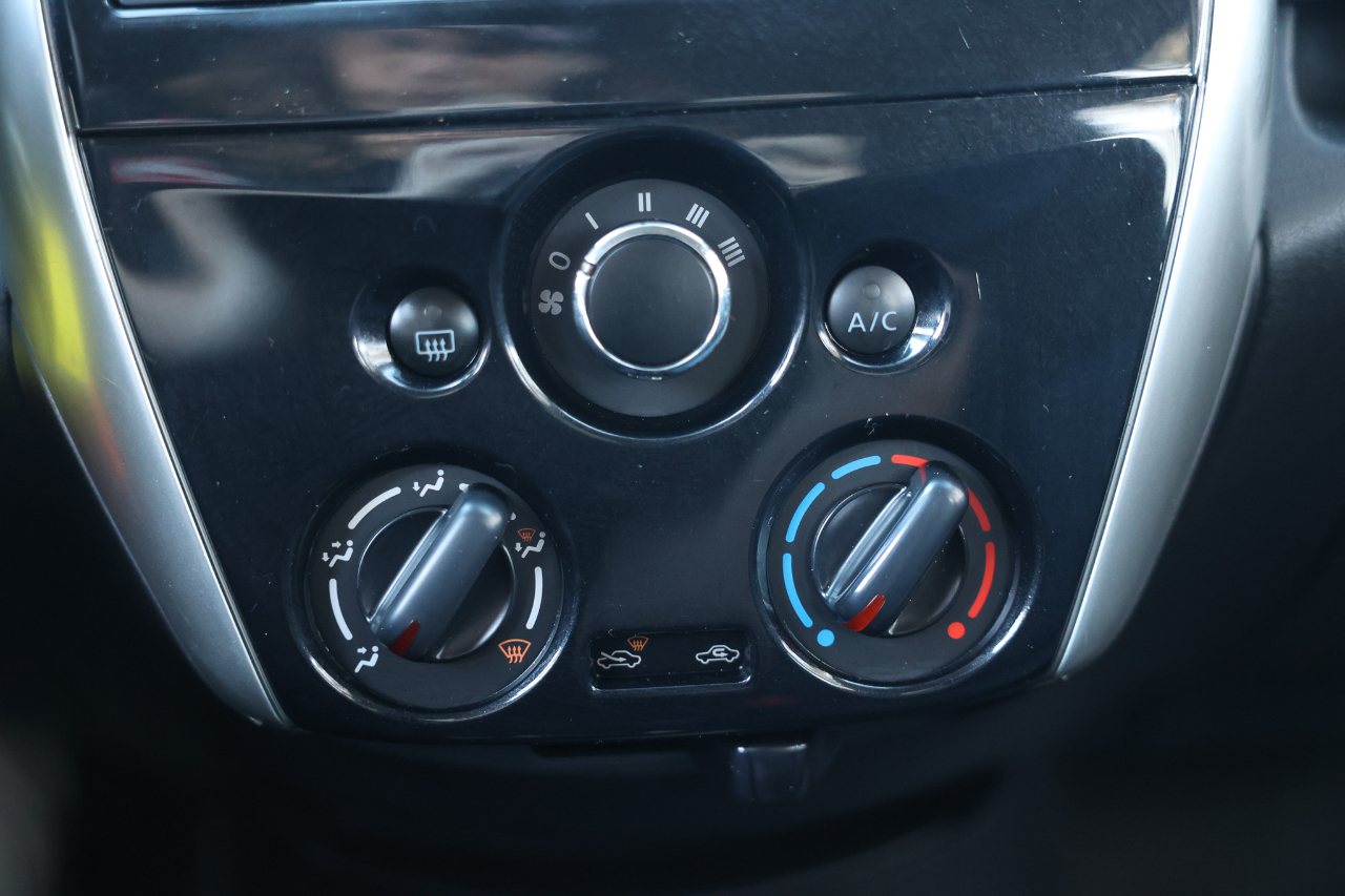 Nissan Versa Note  2015