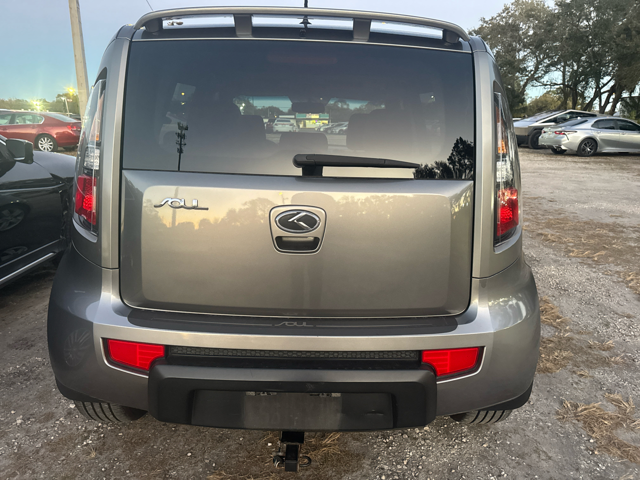 Kia Soul + 4D Wagon 2011