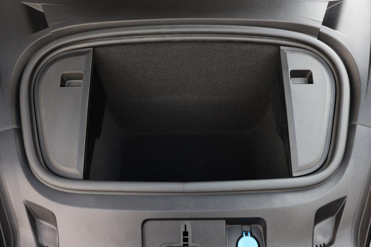 Porsche Taycan  2023