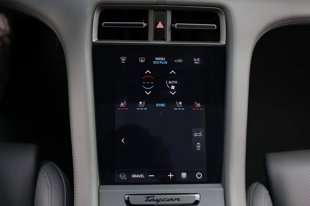 Porsche Taycan  2023