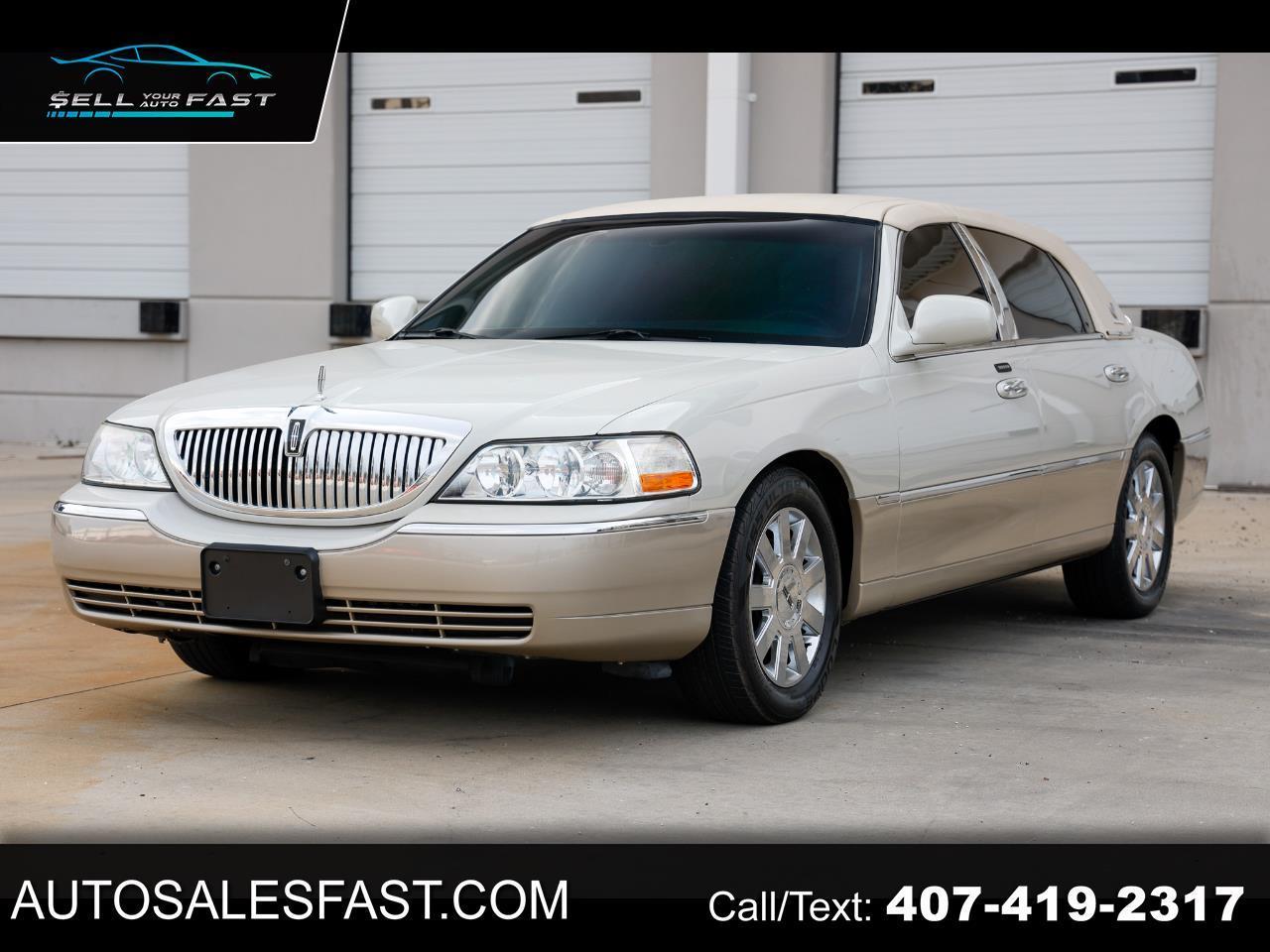 Lincoln Town Car  2005