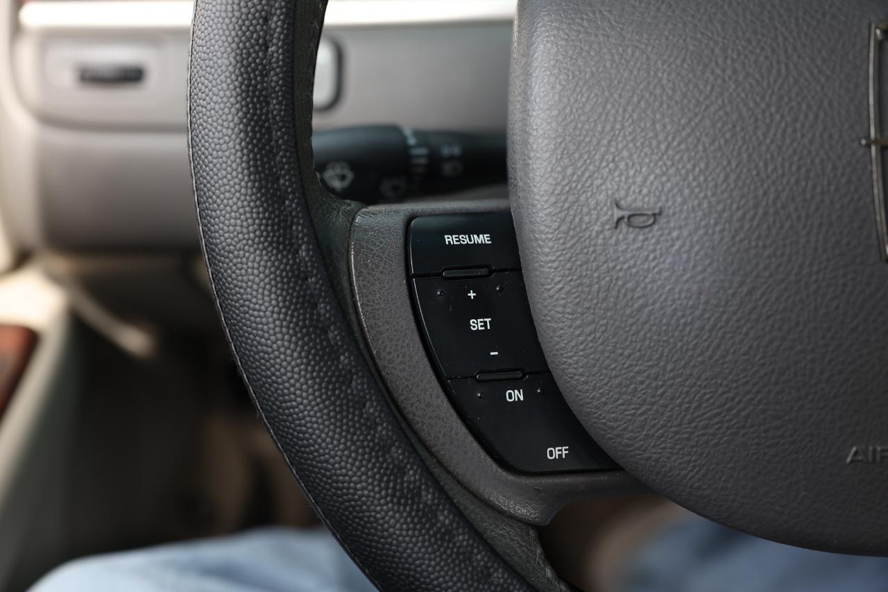 Lincoln Town Car  2006