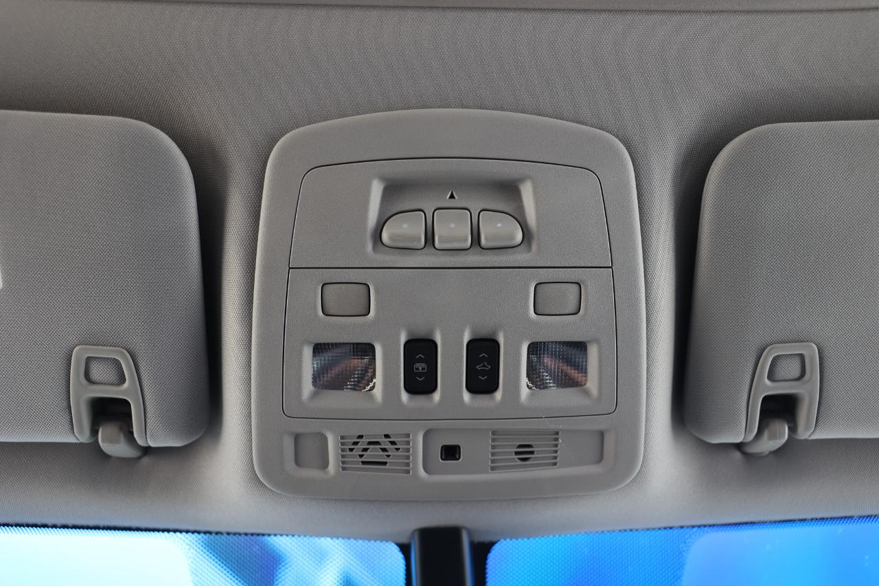 Cadillac CTS-V Wagon  2012