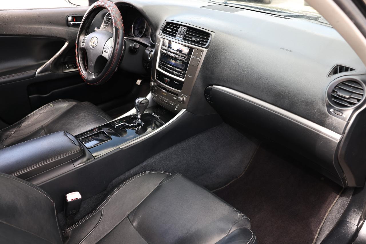Lexus IS 250  2011