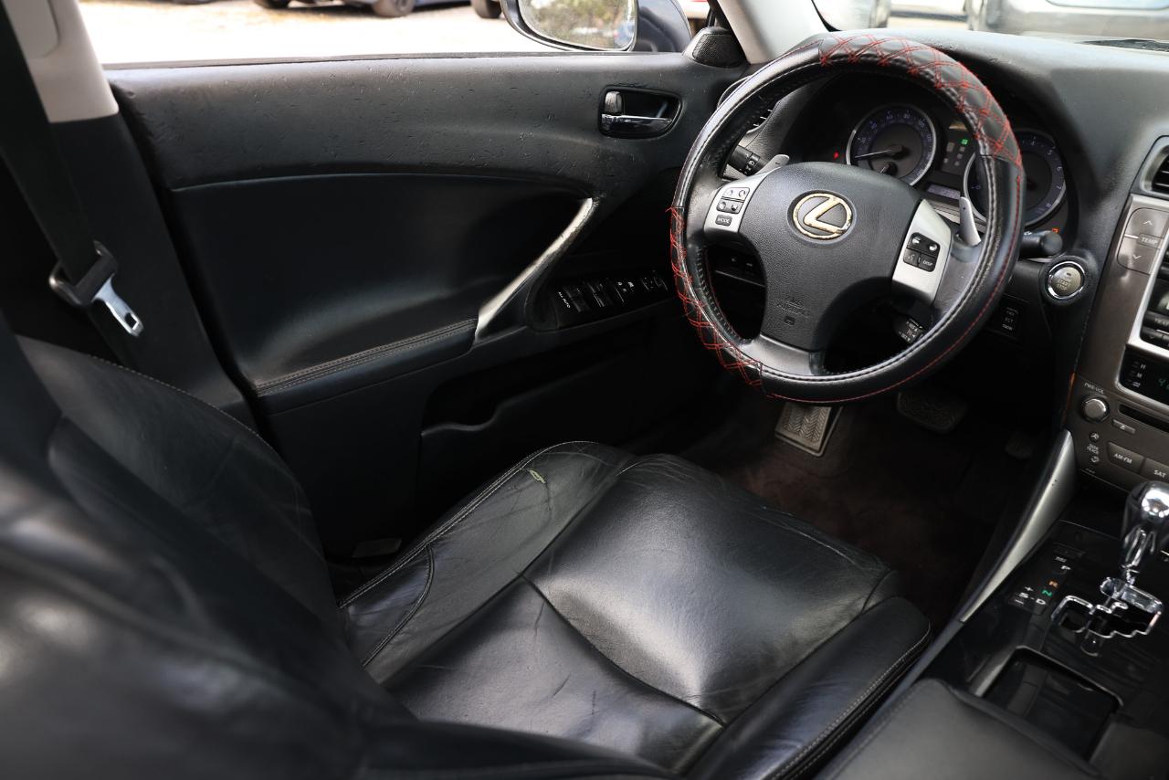 Lexus IS 250  2011