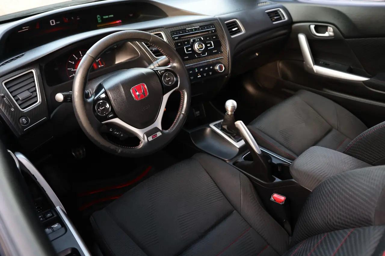 Honda Civic Cpe  2013