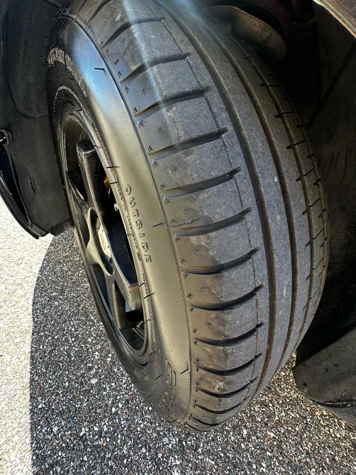 Volkswagen Beetle  2012