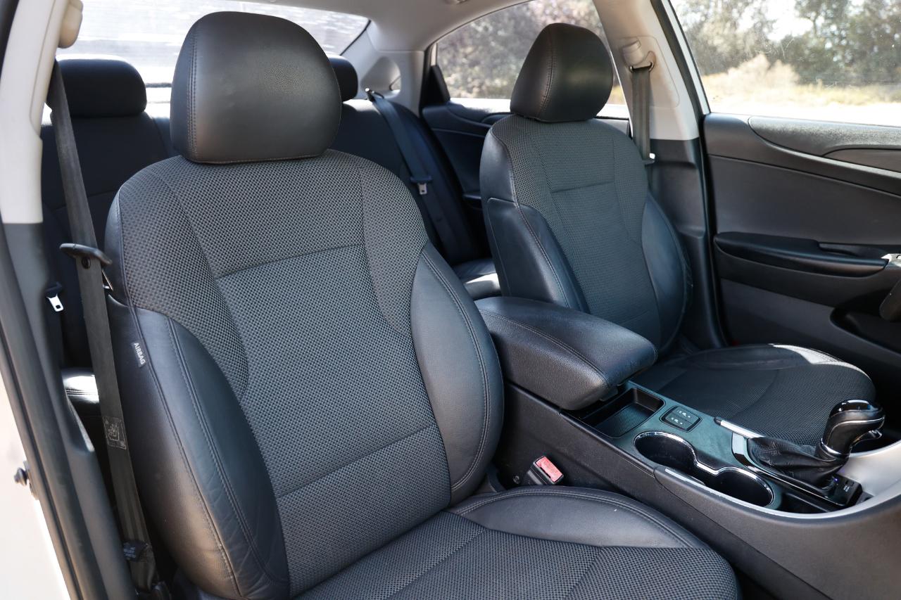 Hyundai Sonata  2013