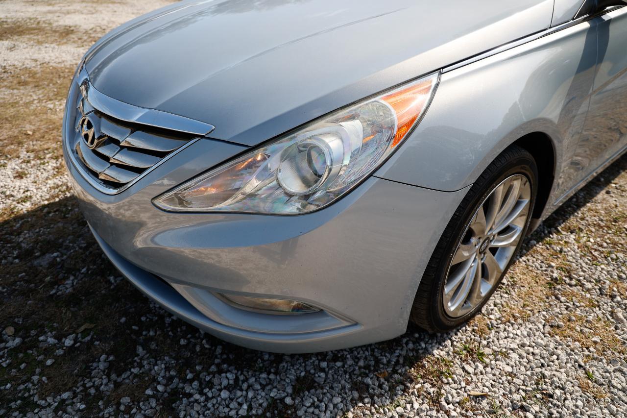 Hyundai Sonata  2013