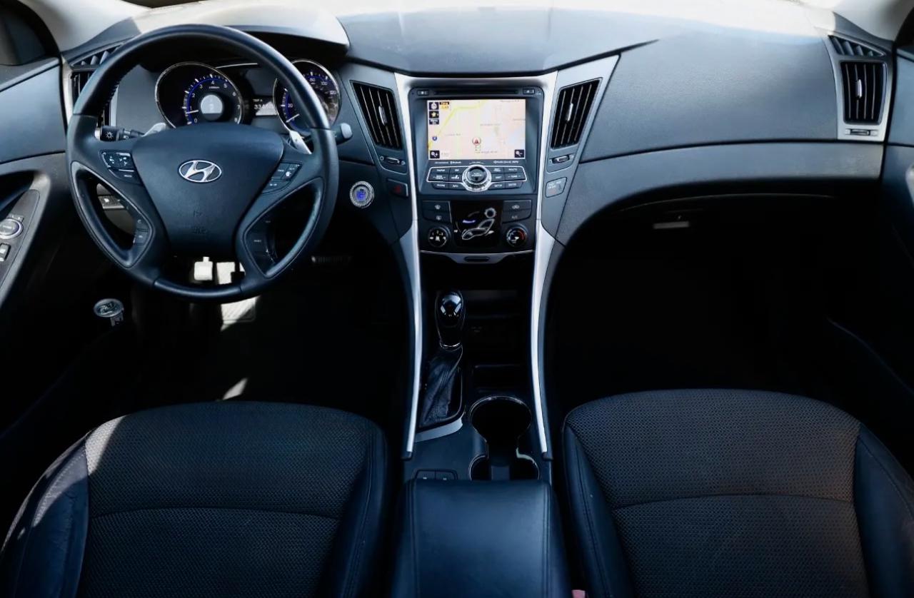 Hyundai Sonata  2013