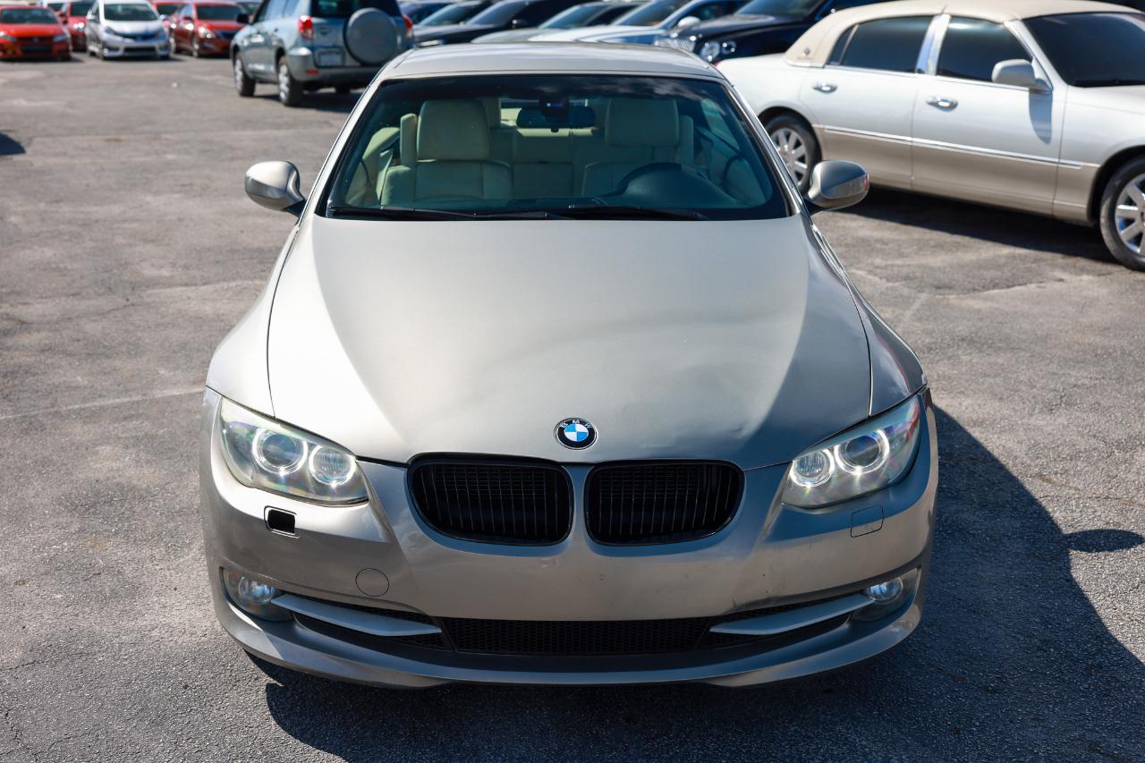 BMW 3 Series  2011