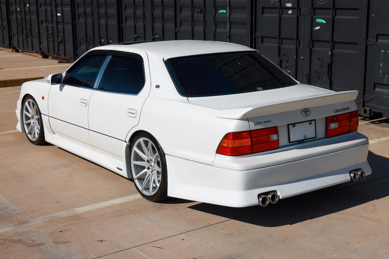 Toyota Celsior  1998