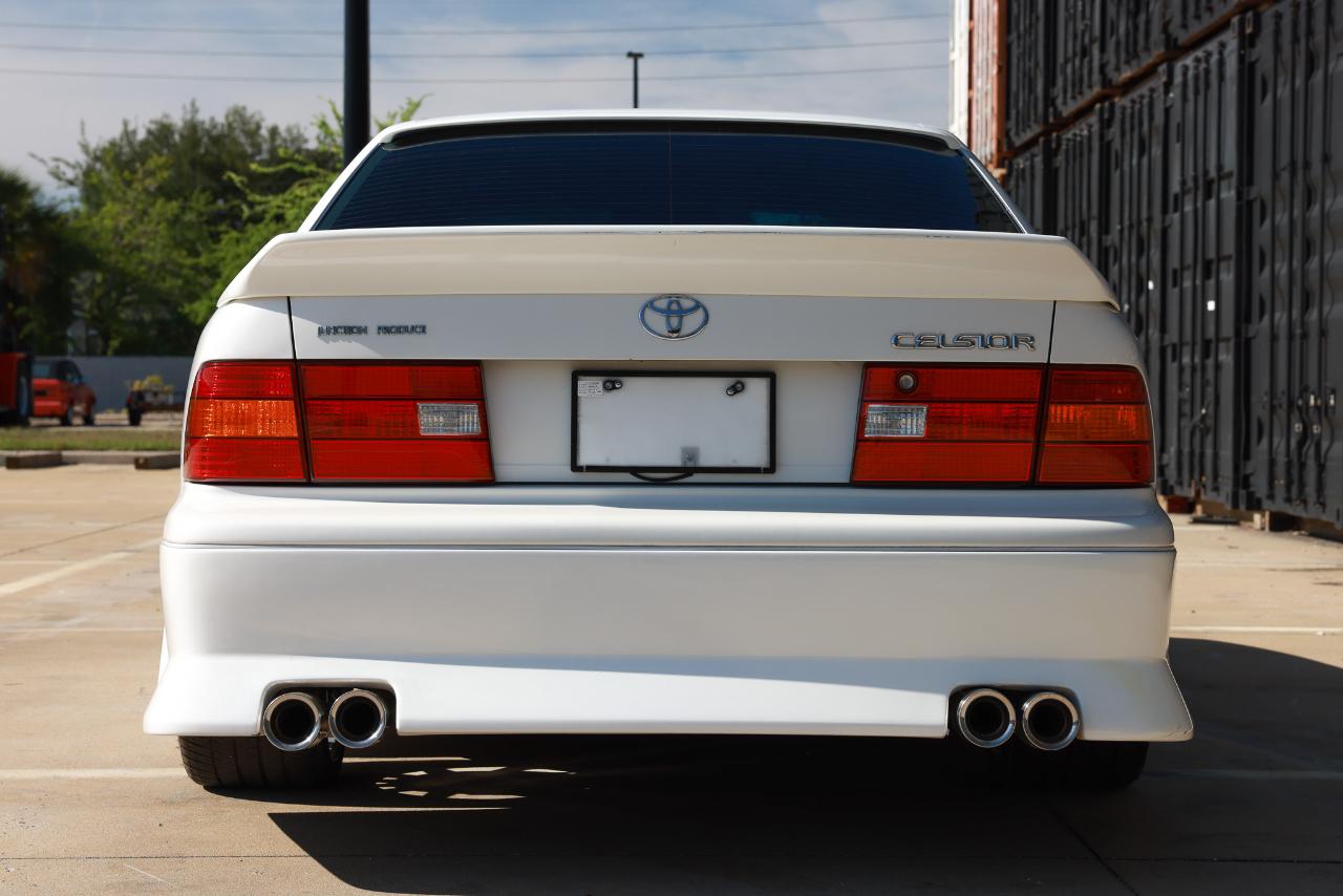 Toyota Celsior  1998