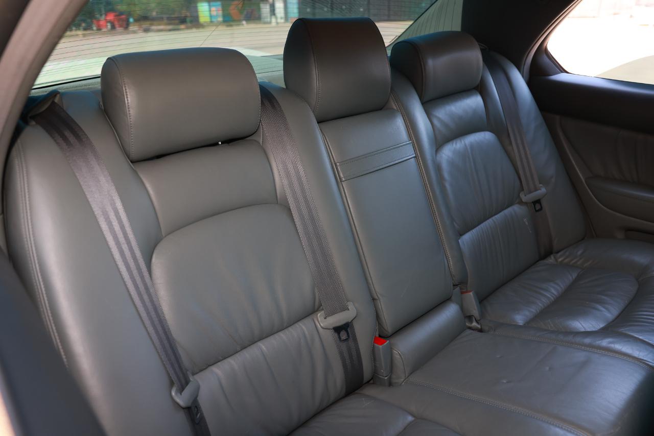 Toyota Celsior  1998