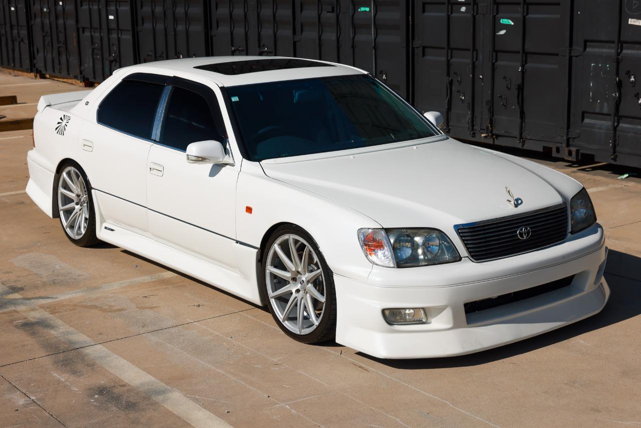 Toyota Celsior  1998