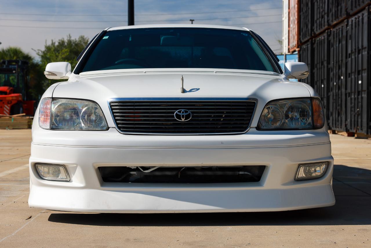 Toyota Celsior  1998