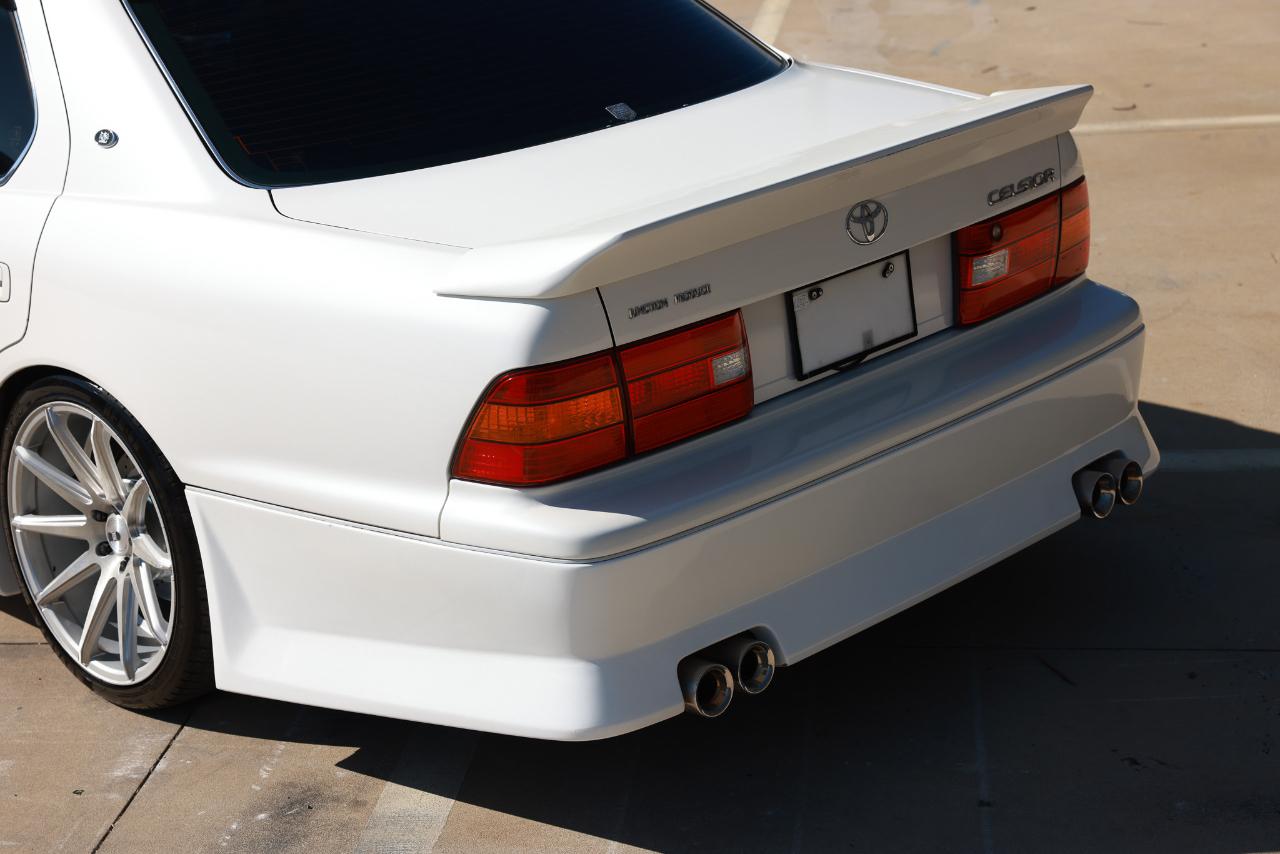 Toyota Celsior  1998