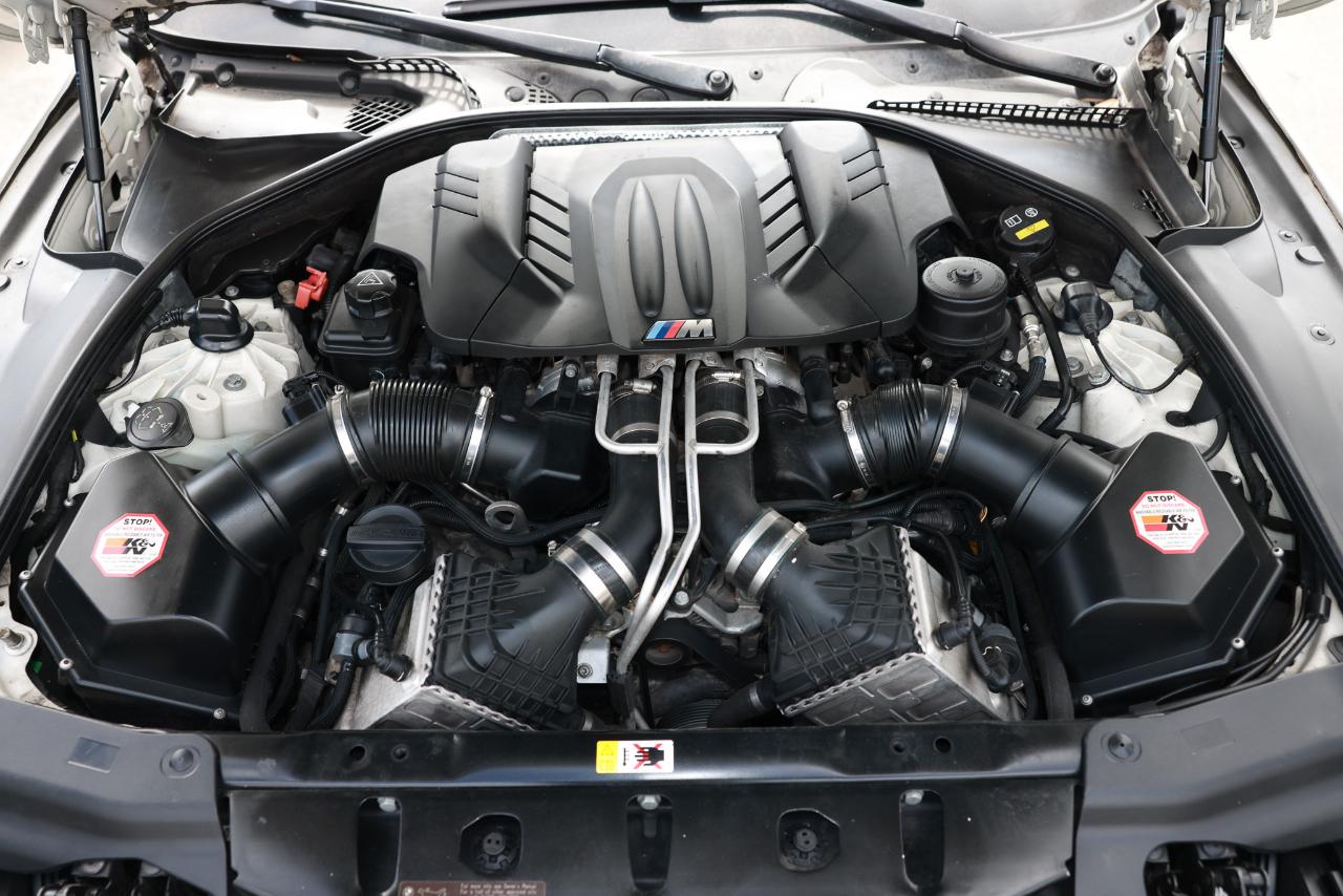 BMW M6  2015