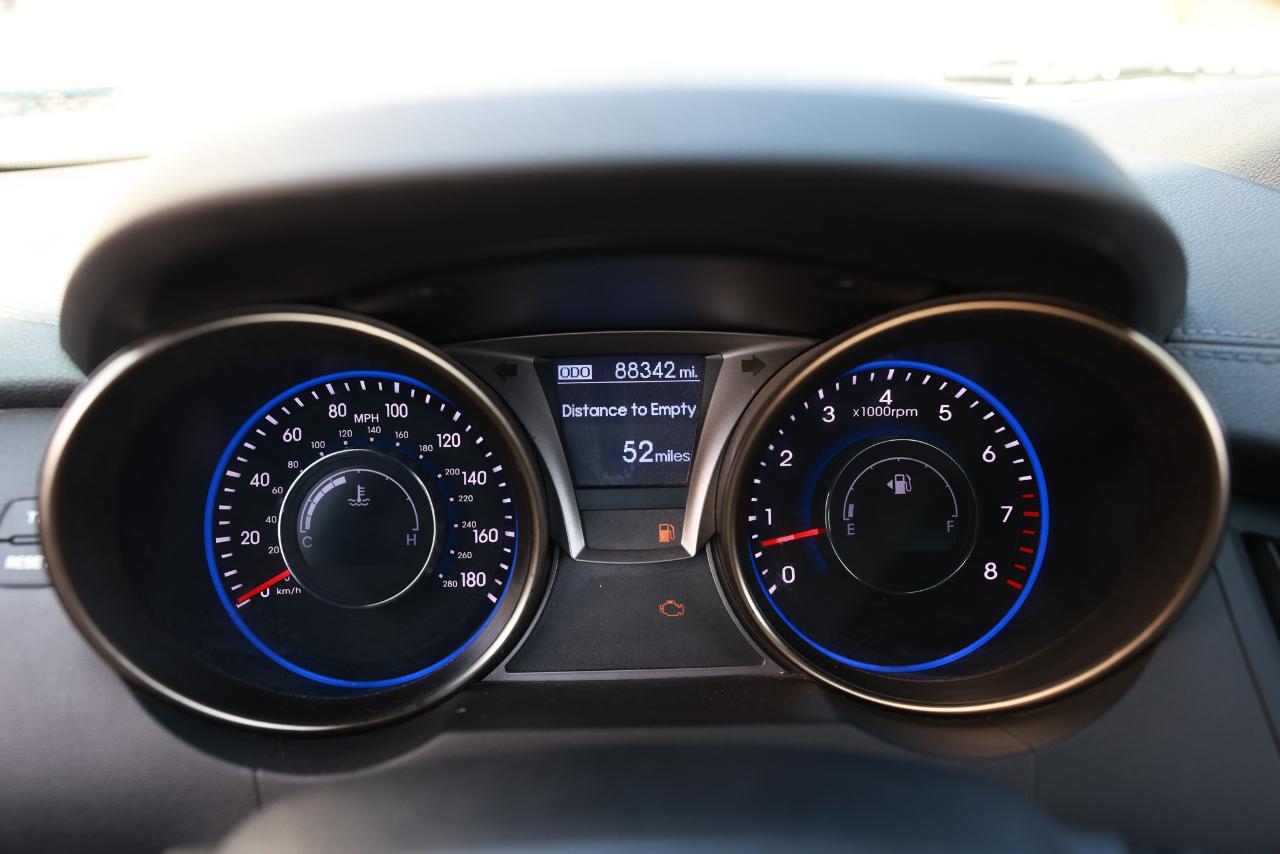 Hyundai Genesis  2013